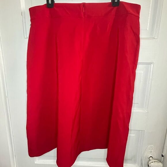 NWTs Liz Claiborne A Line Skirt in Red Size 14 - Picture 4 of 9
